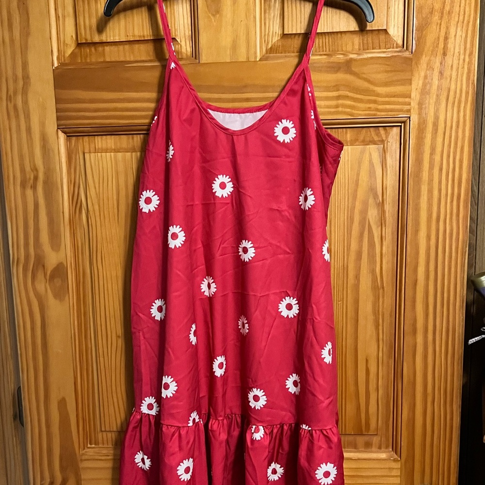 SHEIN Red Daisy Print Dress